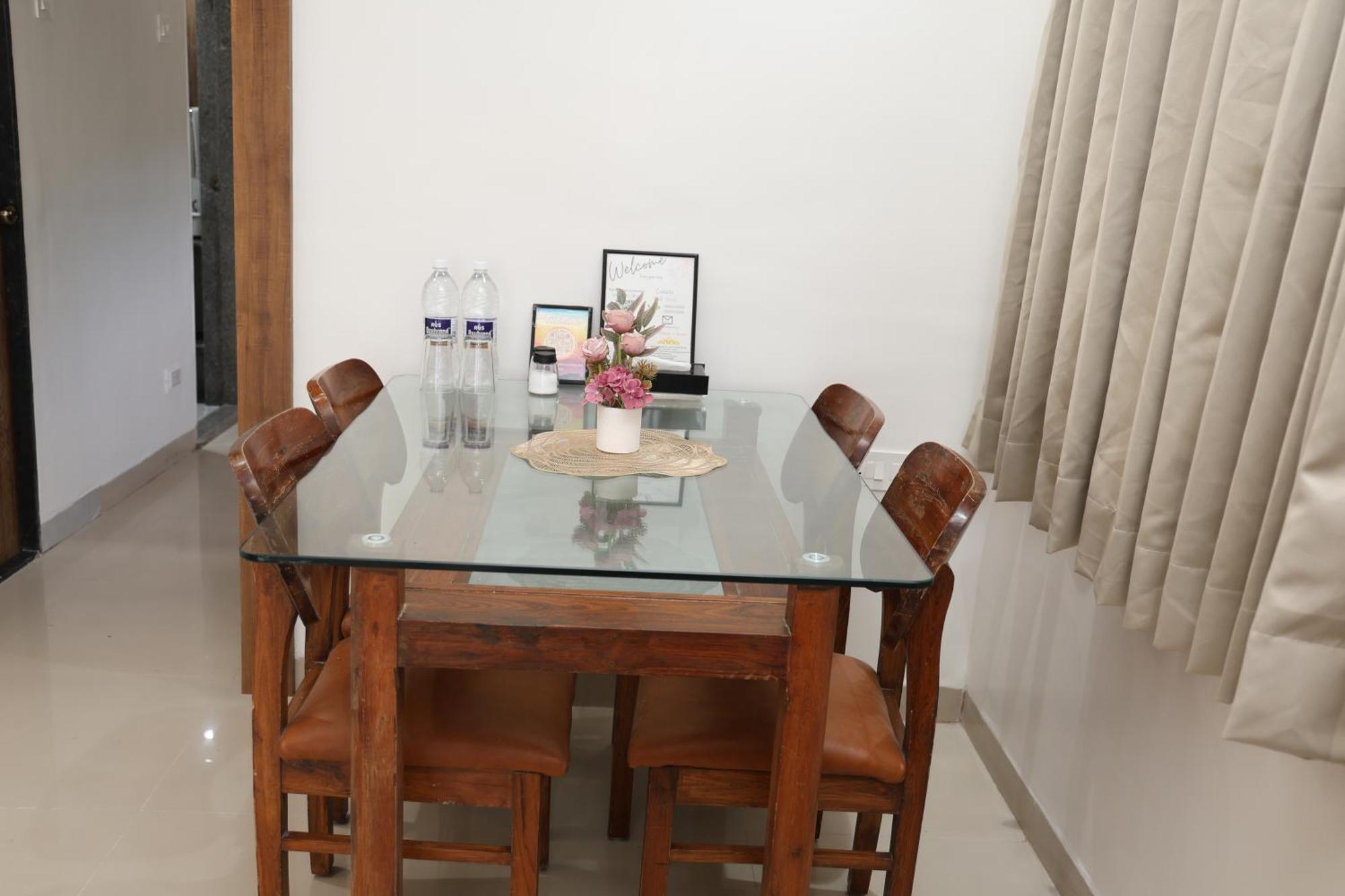 Belle-Vue Holiday Homes - 1Bhk Apartments Pānchgani Exterior foto
